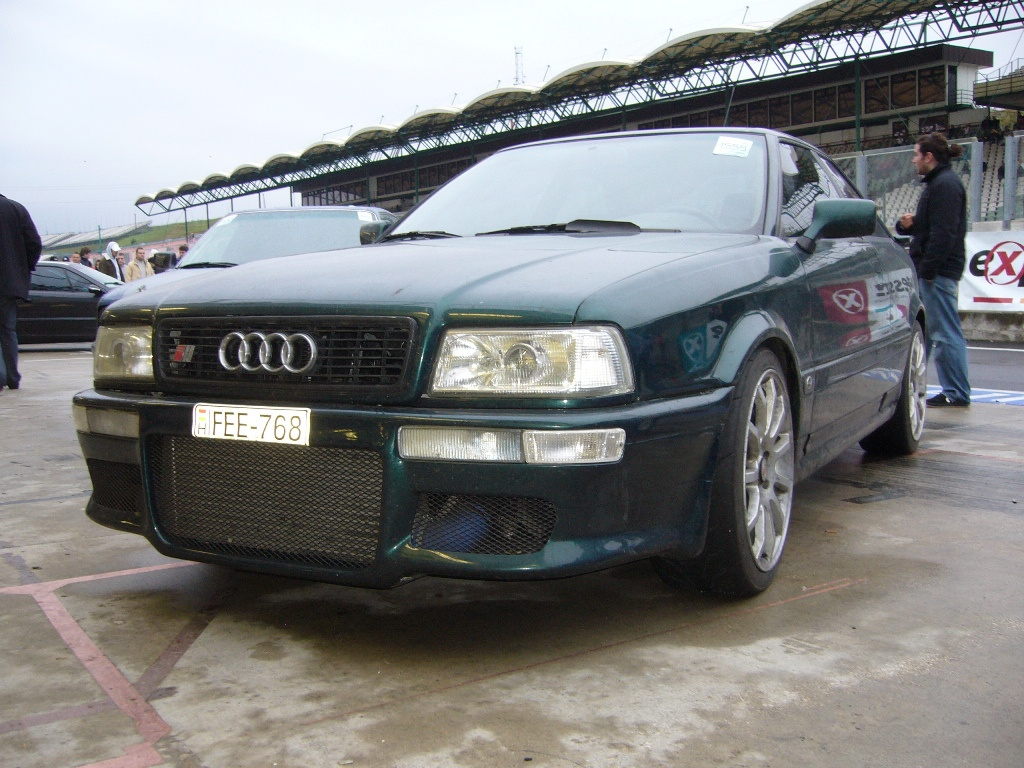 Audi S2