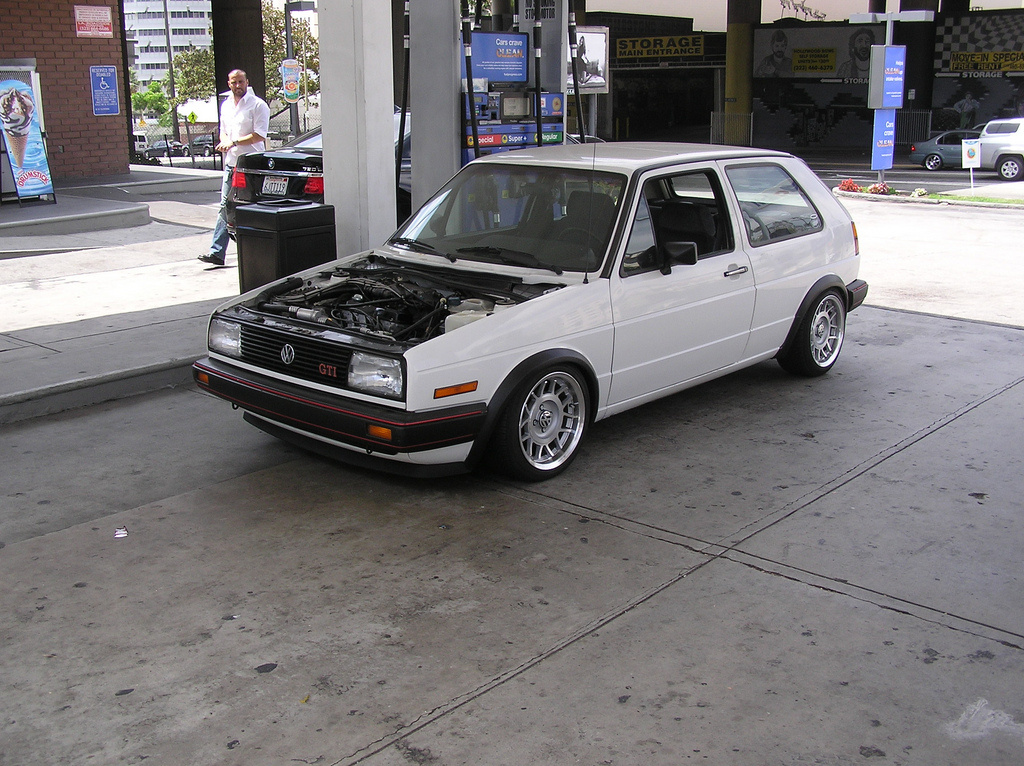 4RUV047 1986 VW GOLF GTI (27)