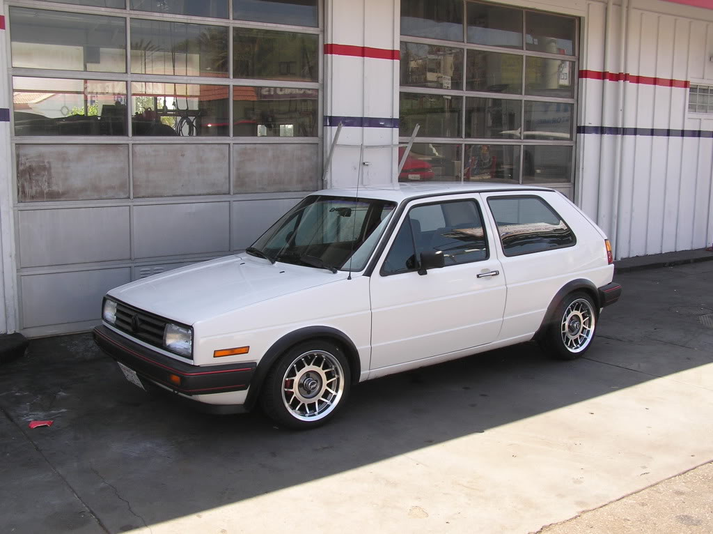 4RUV047 1986 VW GOLF GTI (58)