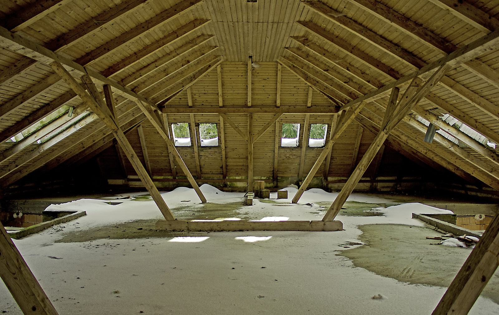 Népfőiskola (első HDR próbálkozás)