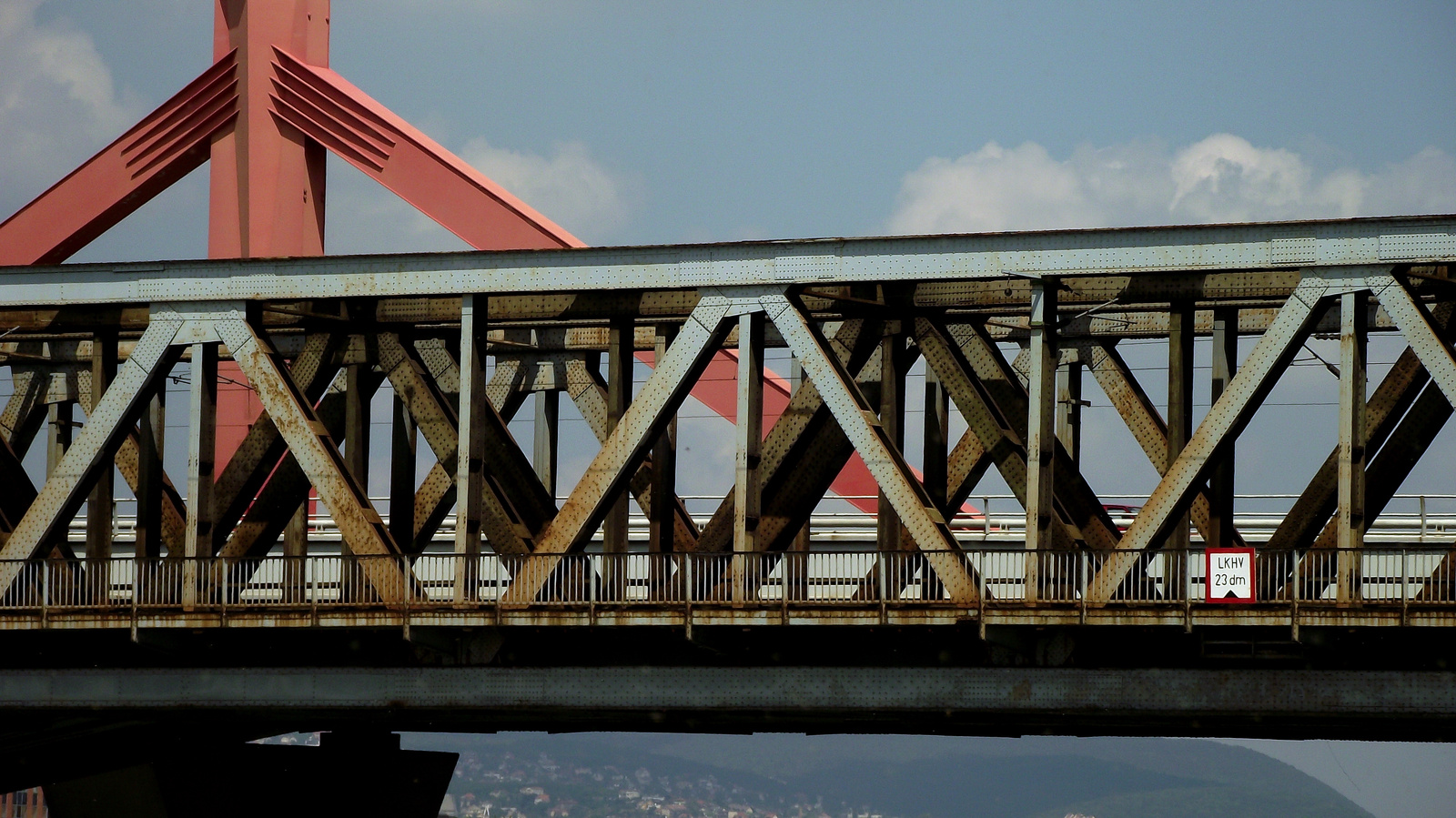 | Elkeveredett fotók #10 - Lágymányosi híd, A másik oldal |