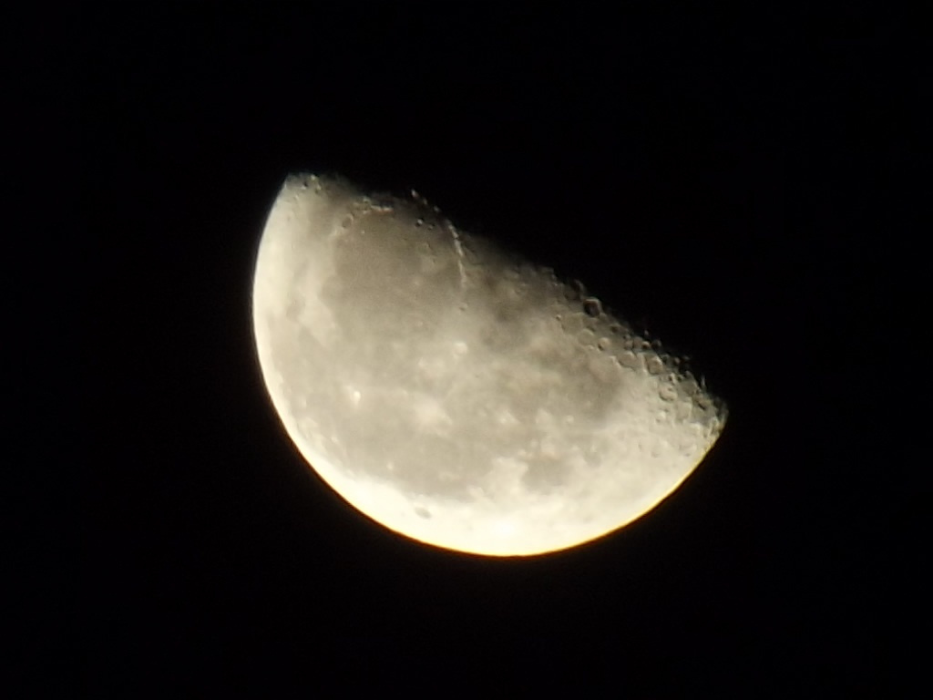 Első Holdfotóm :)