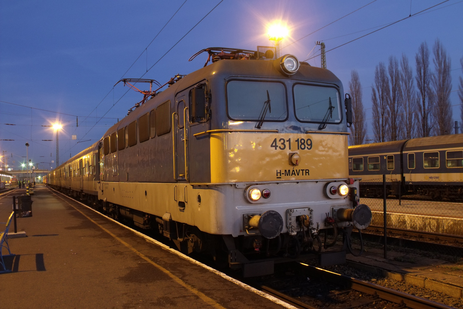 431 189 Pécs