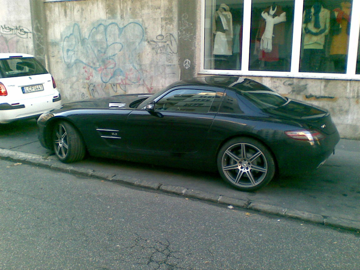 Mercedes SLS AMG magyar!!!
