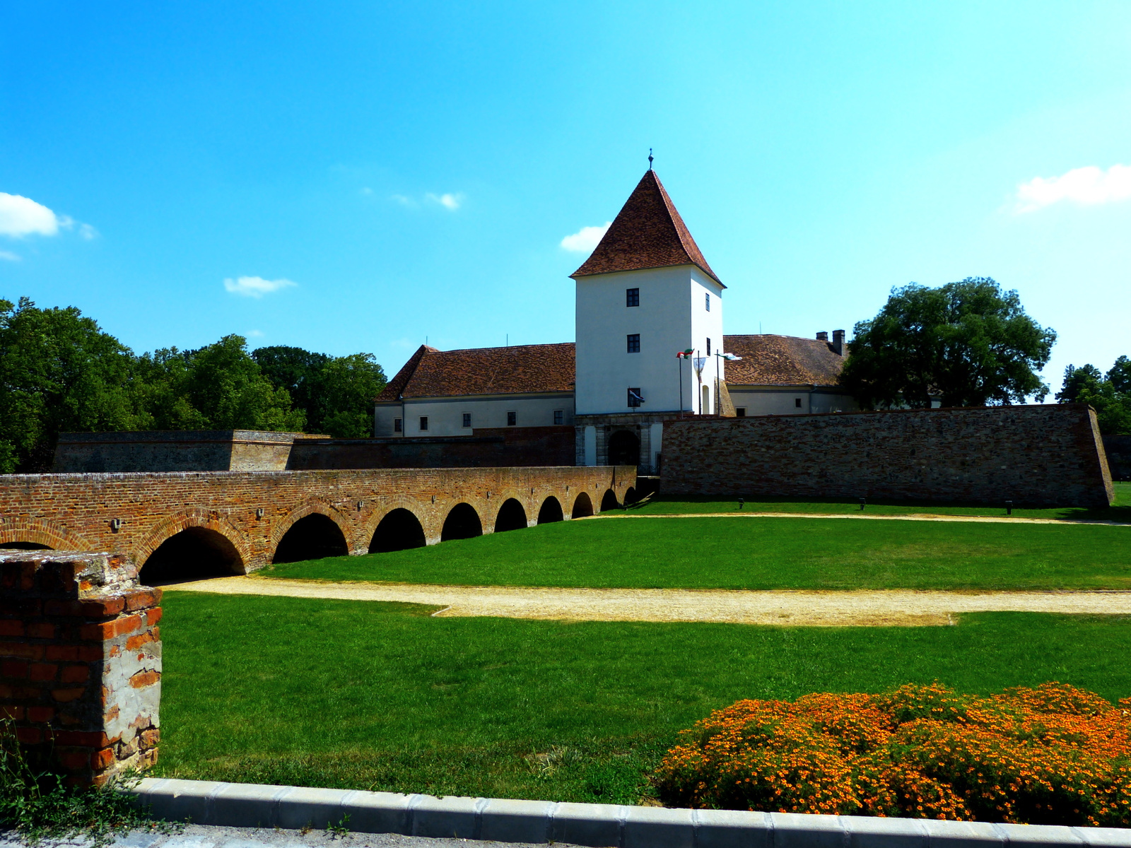 Sárvár, Nádasdy-vár nappal