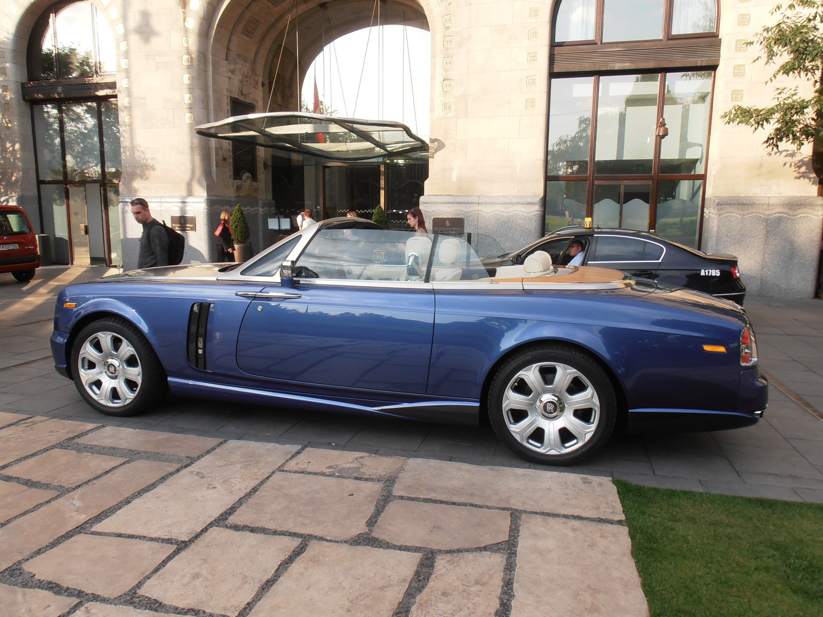 Mansory Bel Air -RR Phantom Drophead