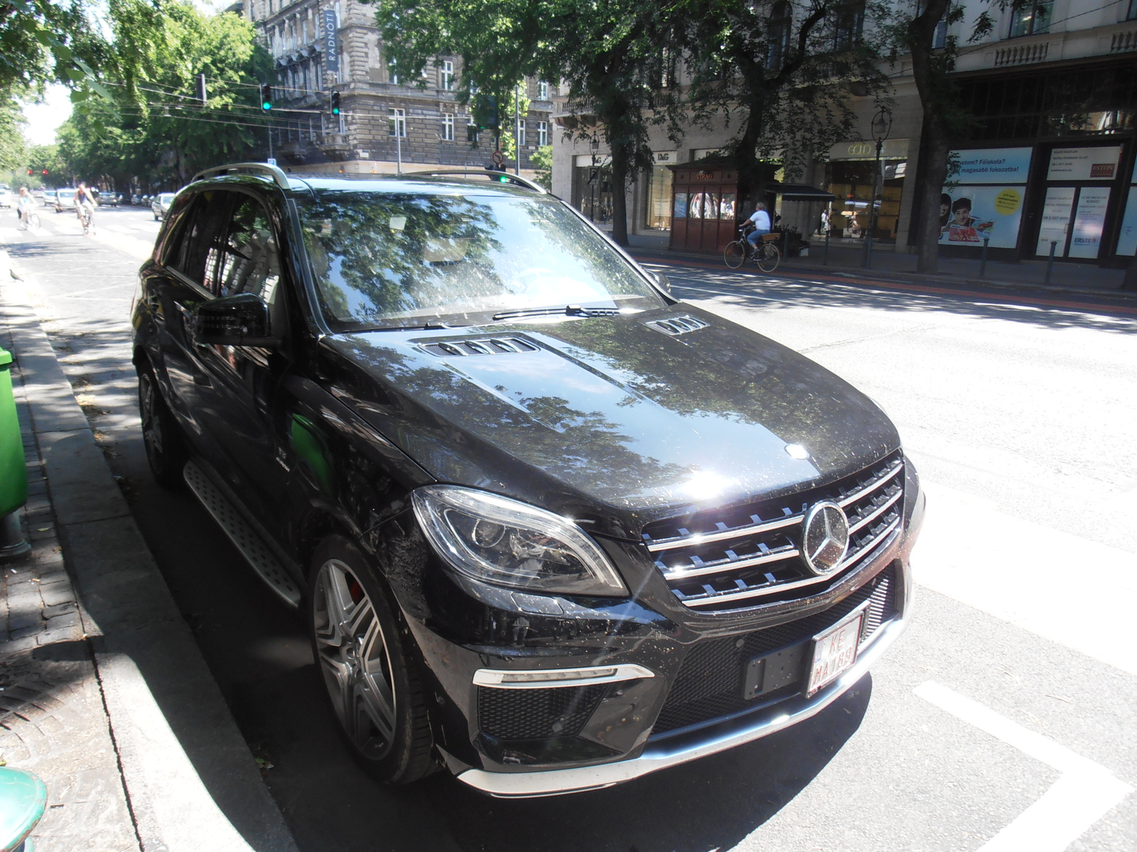 Mercedes ML 63 AMG