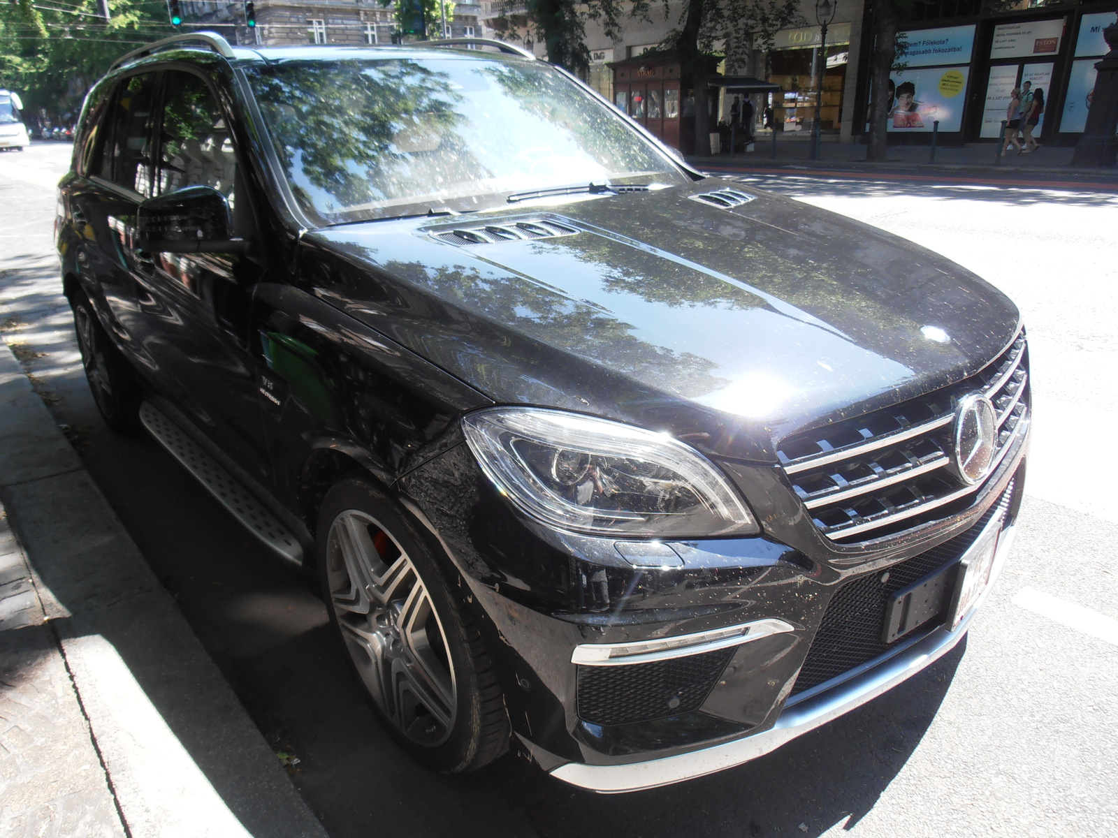 Mercedes ML 63 AMG