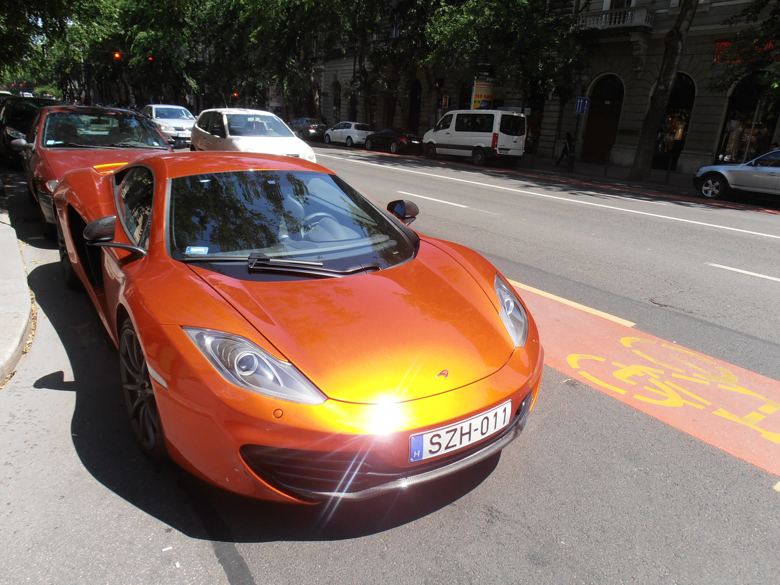 Mclaren MP4-12C