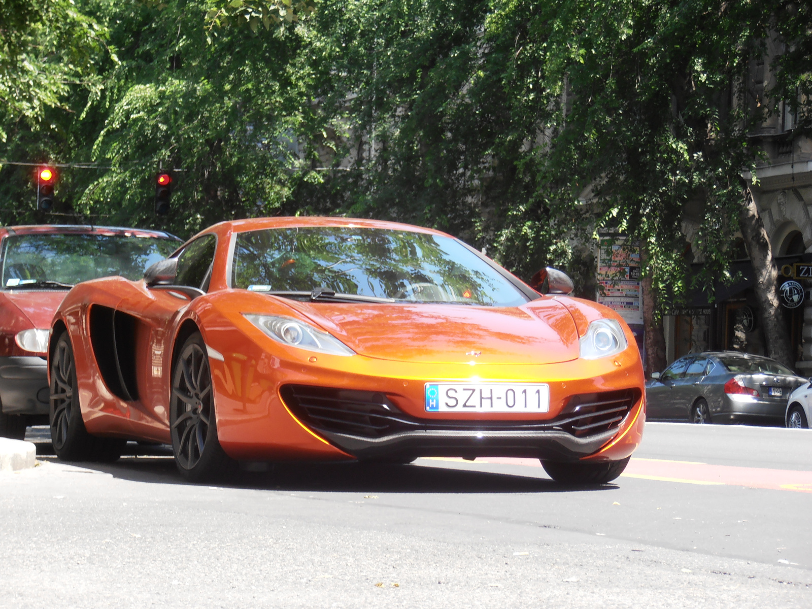 Mclaren MP4-12C