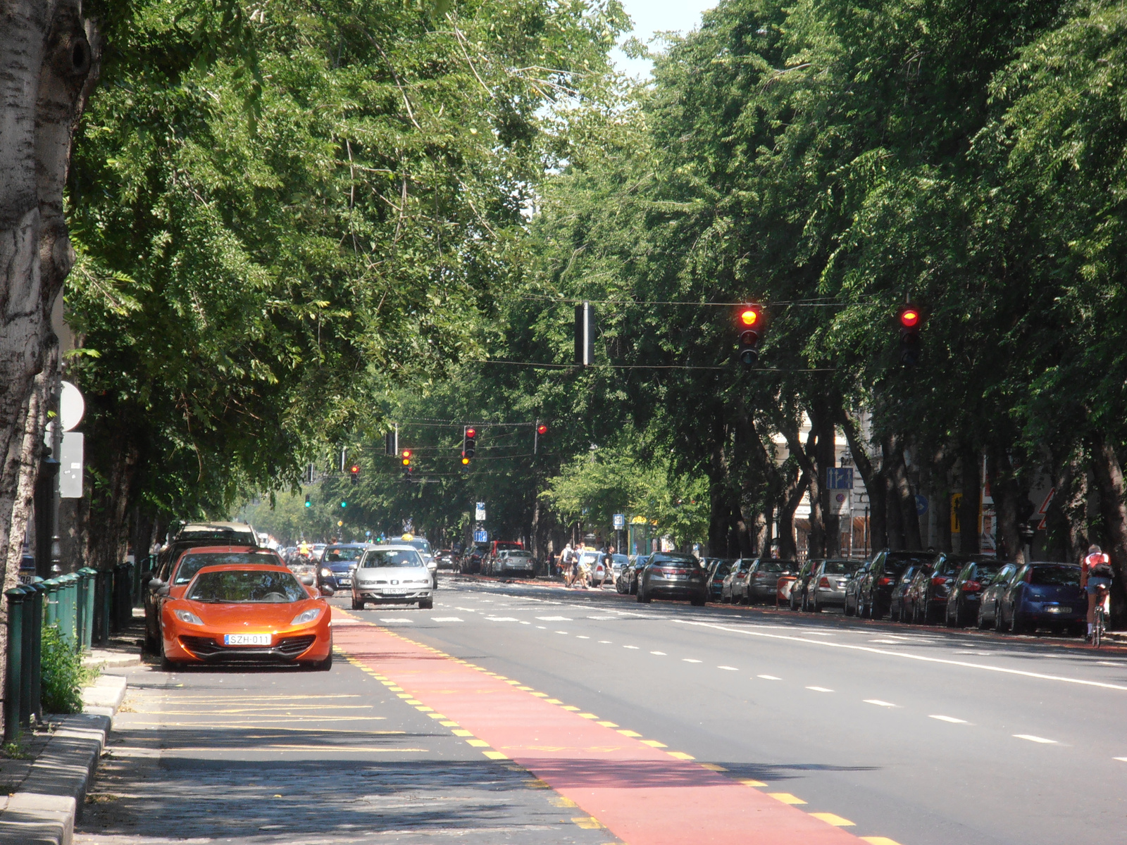 Mclaren MP4-12C