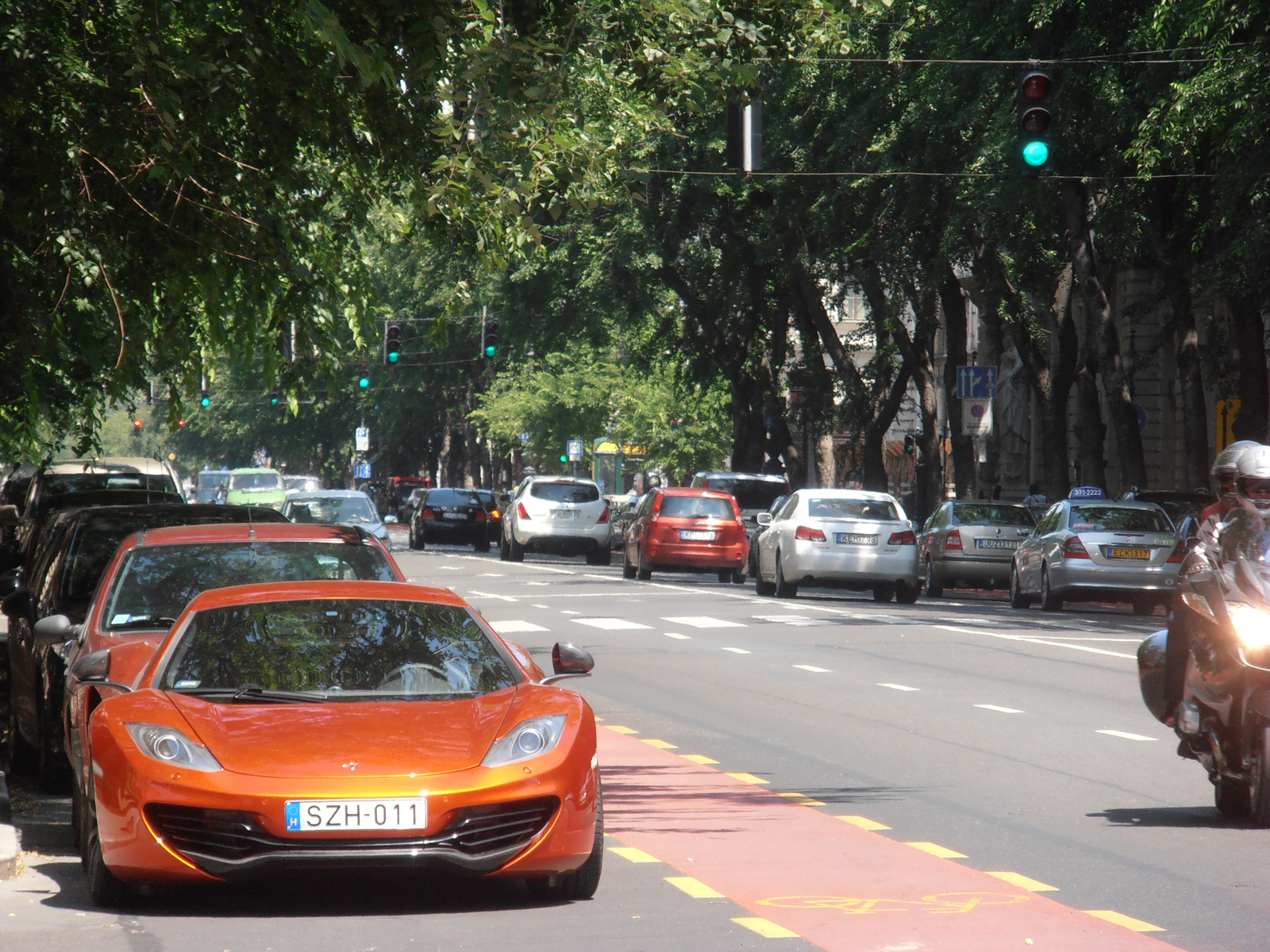 Mclaren MP4-12C