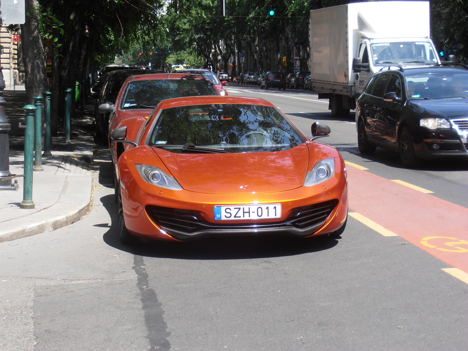 Mclaren MP4-12C