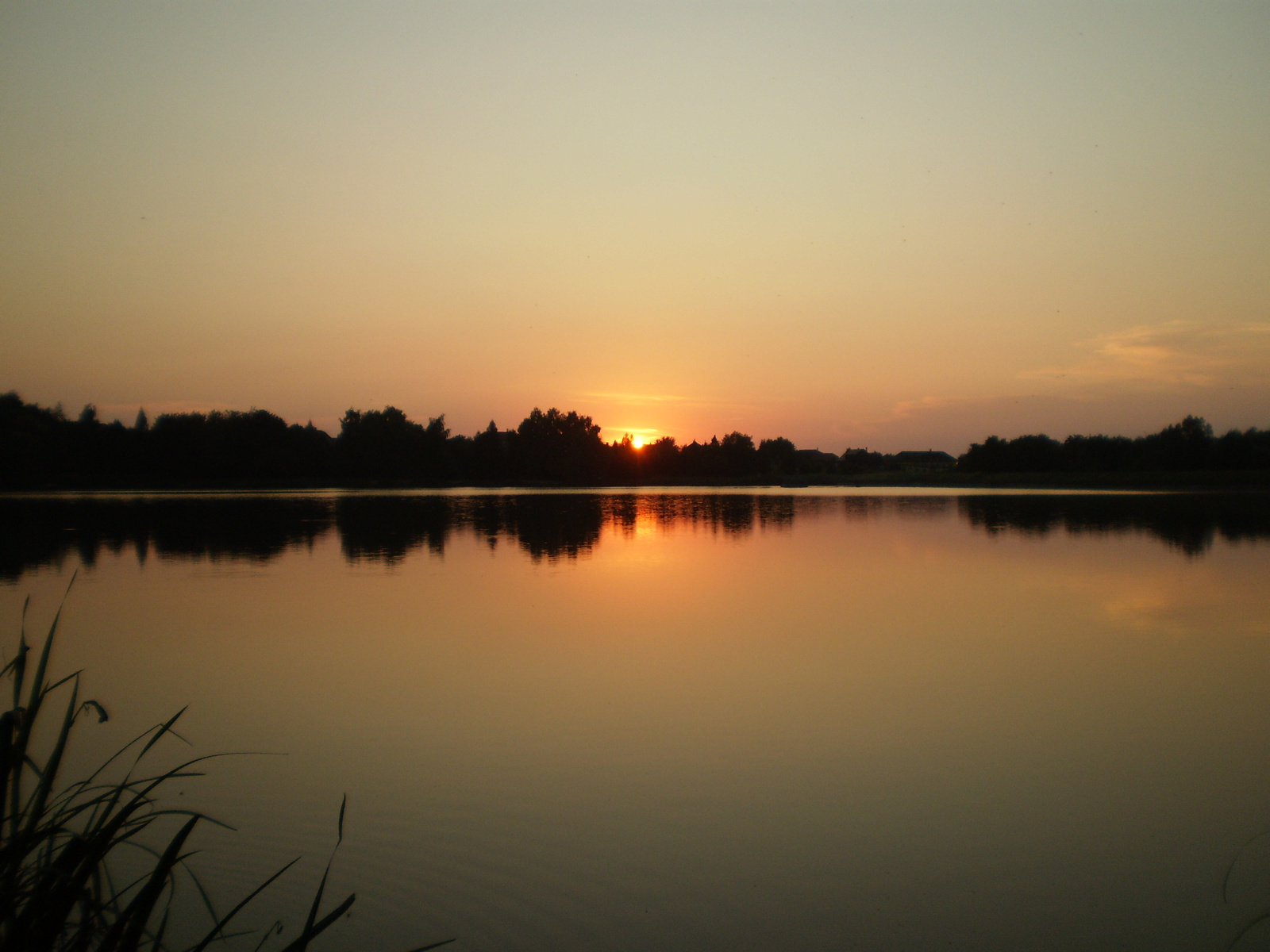2011.08.31 Malomvölgyi tó naplementében