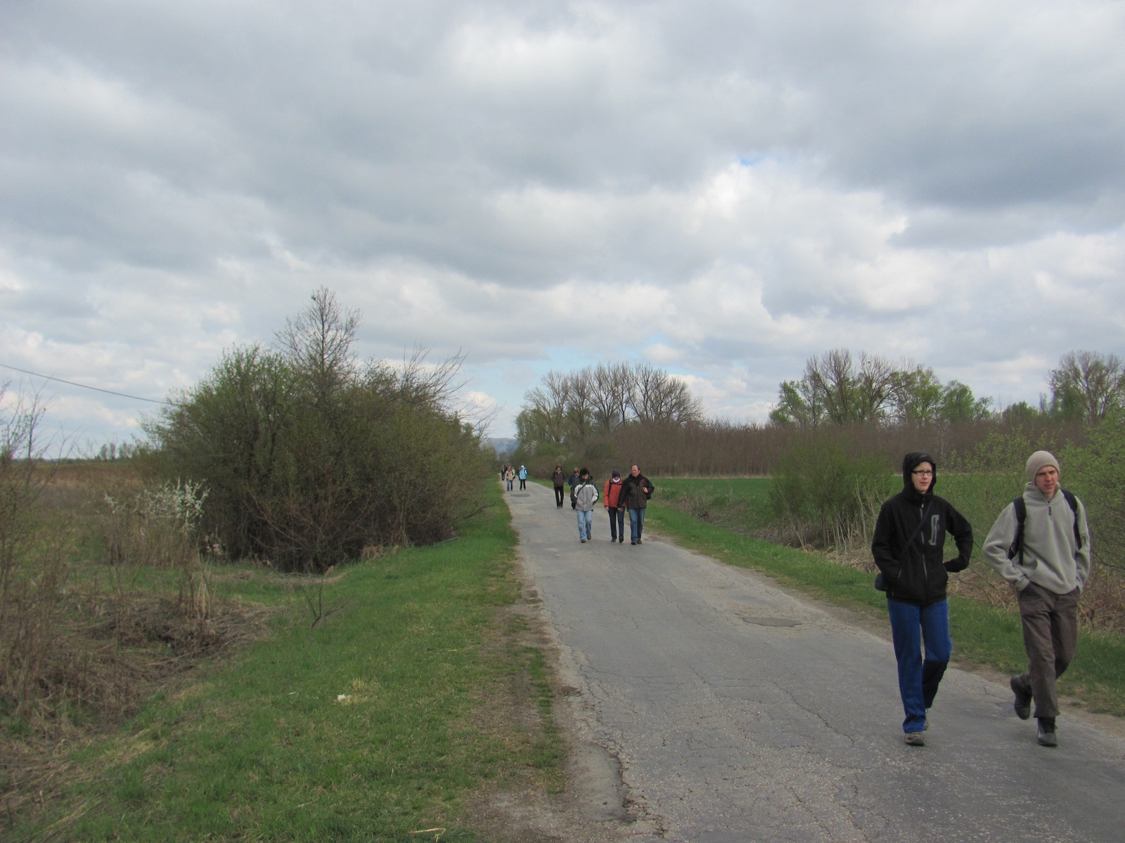 2012.04.01.POEÜ Kockás liliom túra (22)