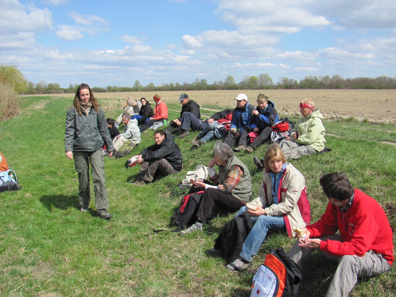 2012.04.01.POEÜ Kockás liliom túra (108)