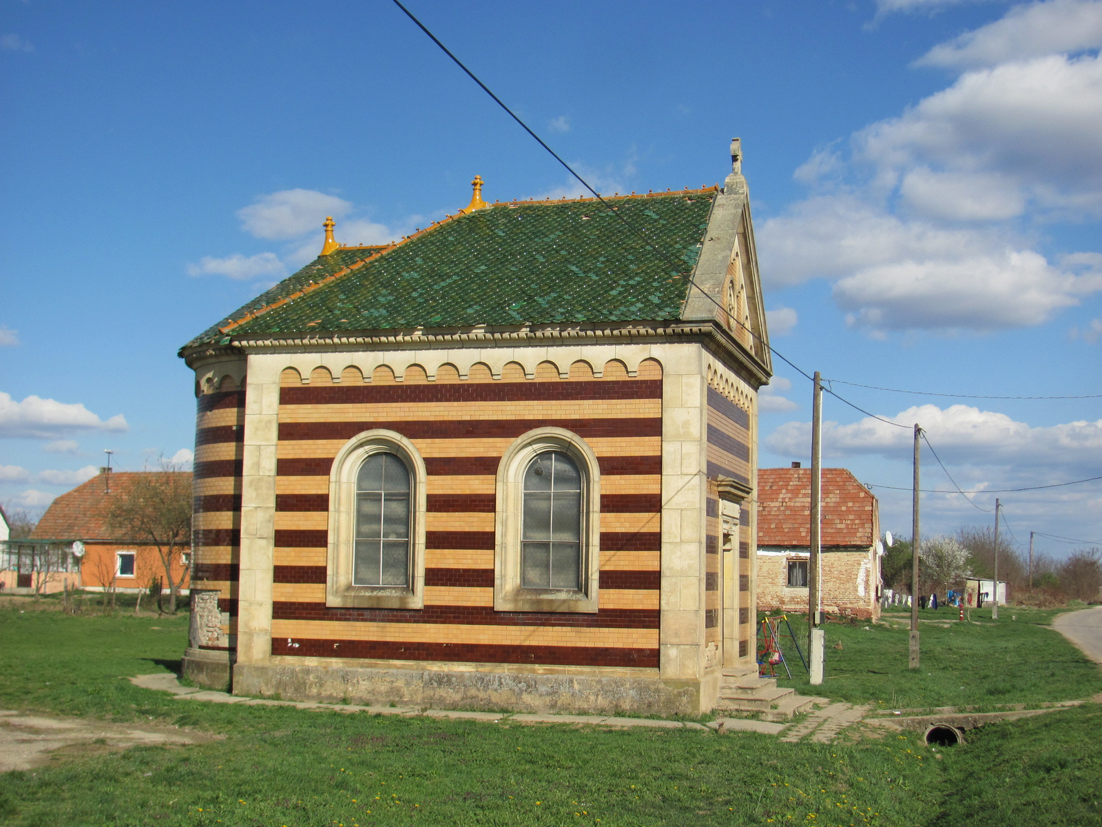 2012.04.01.Szalánta Zsolnay kápolna