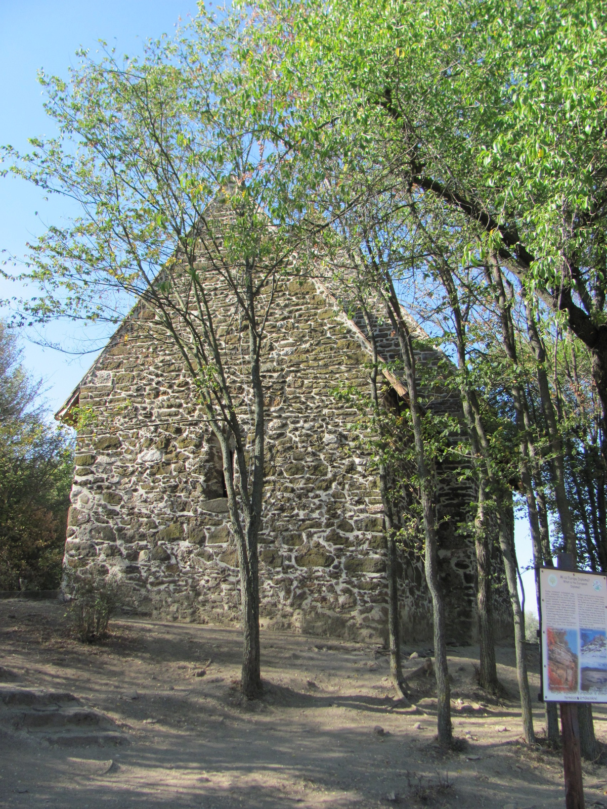 2012.09.11.Apáti templomrom (Tihany)