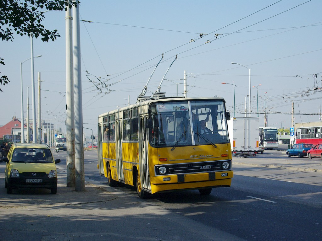 Ikarus 260T a Stadionoknál 10 2008.10.11