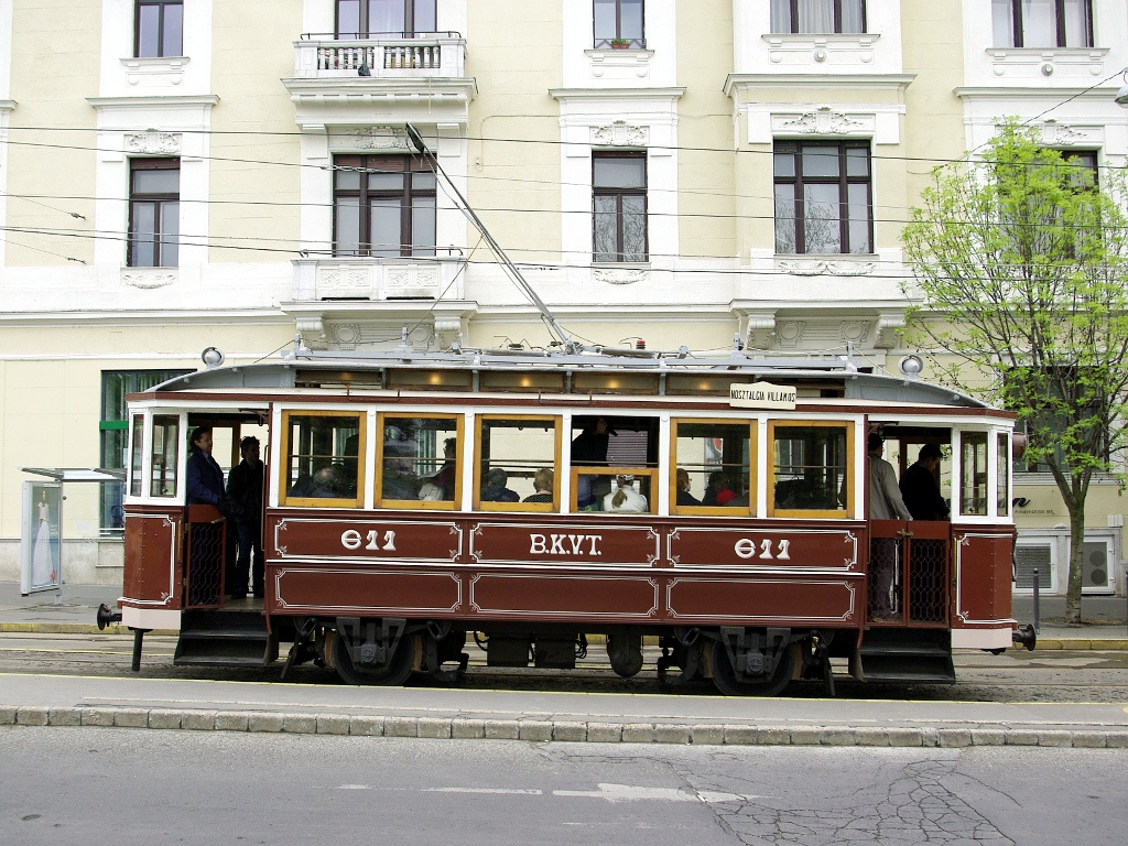 611 a Jászai Mari téren 03 2011.04.25