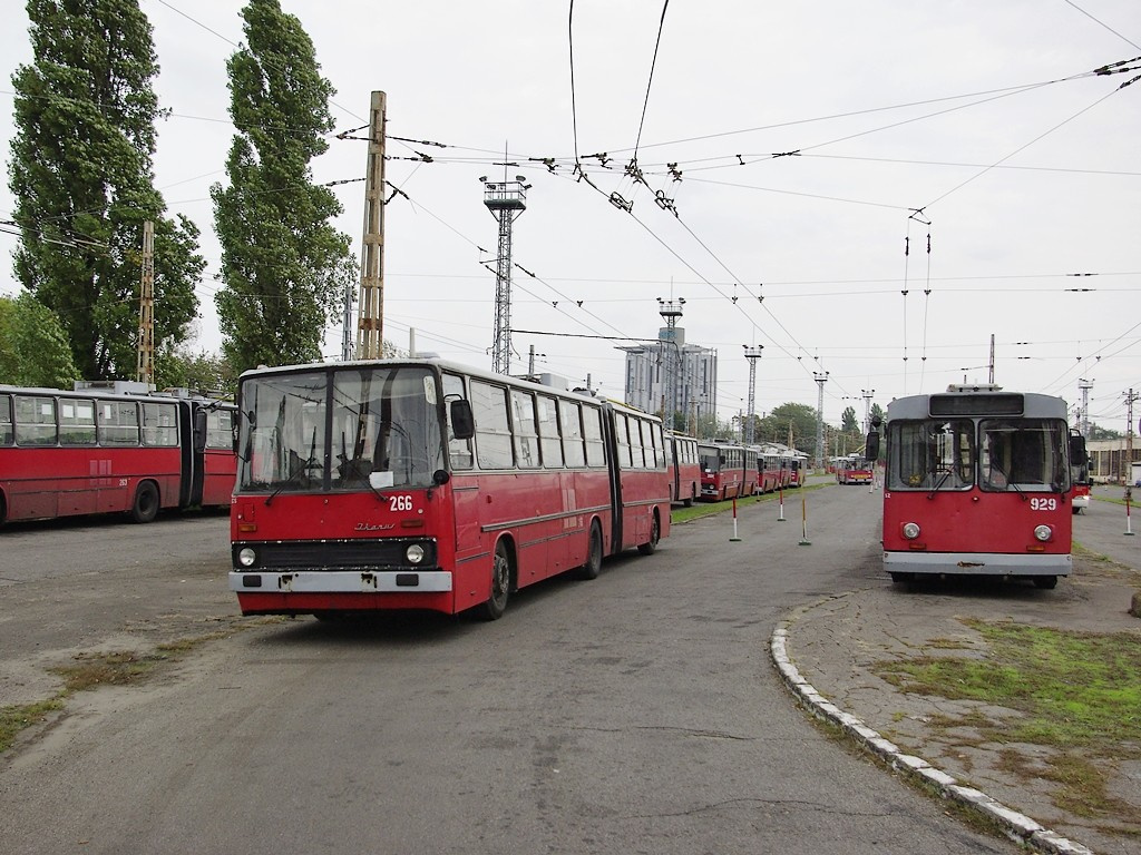Ikarus 280T a Troligarázsban 14 2010.09.25