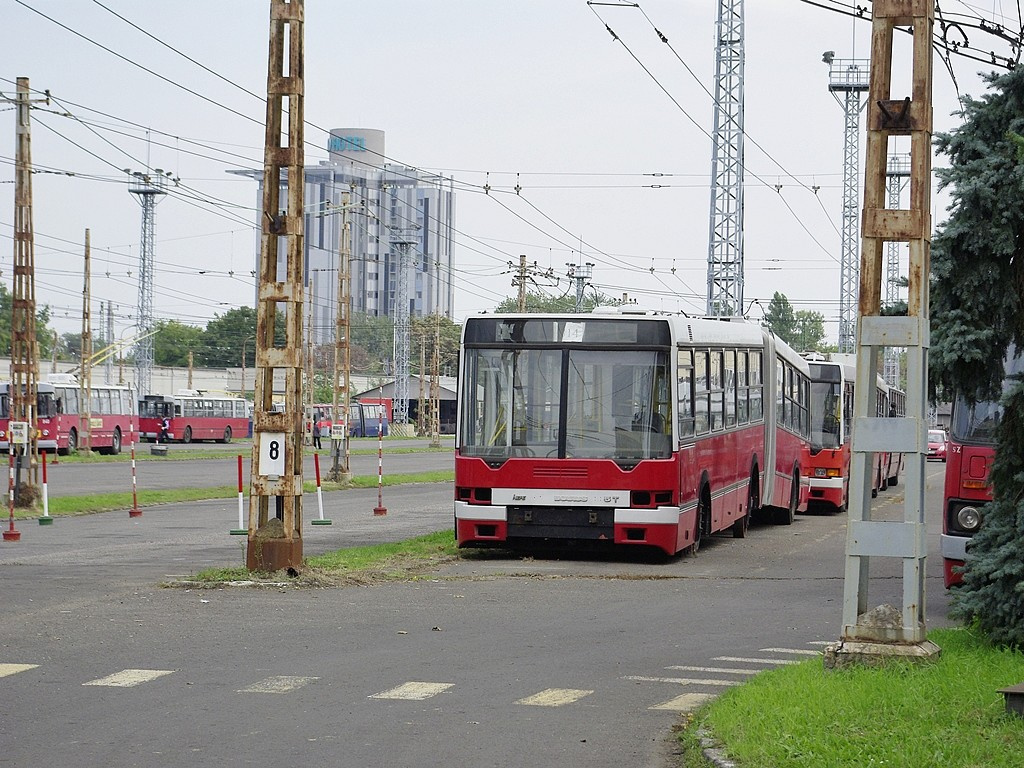 Ikarus 435T a Troligarázsban 07 2010.09.25