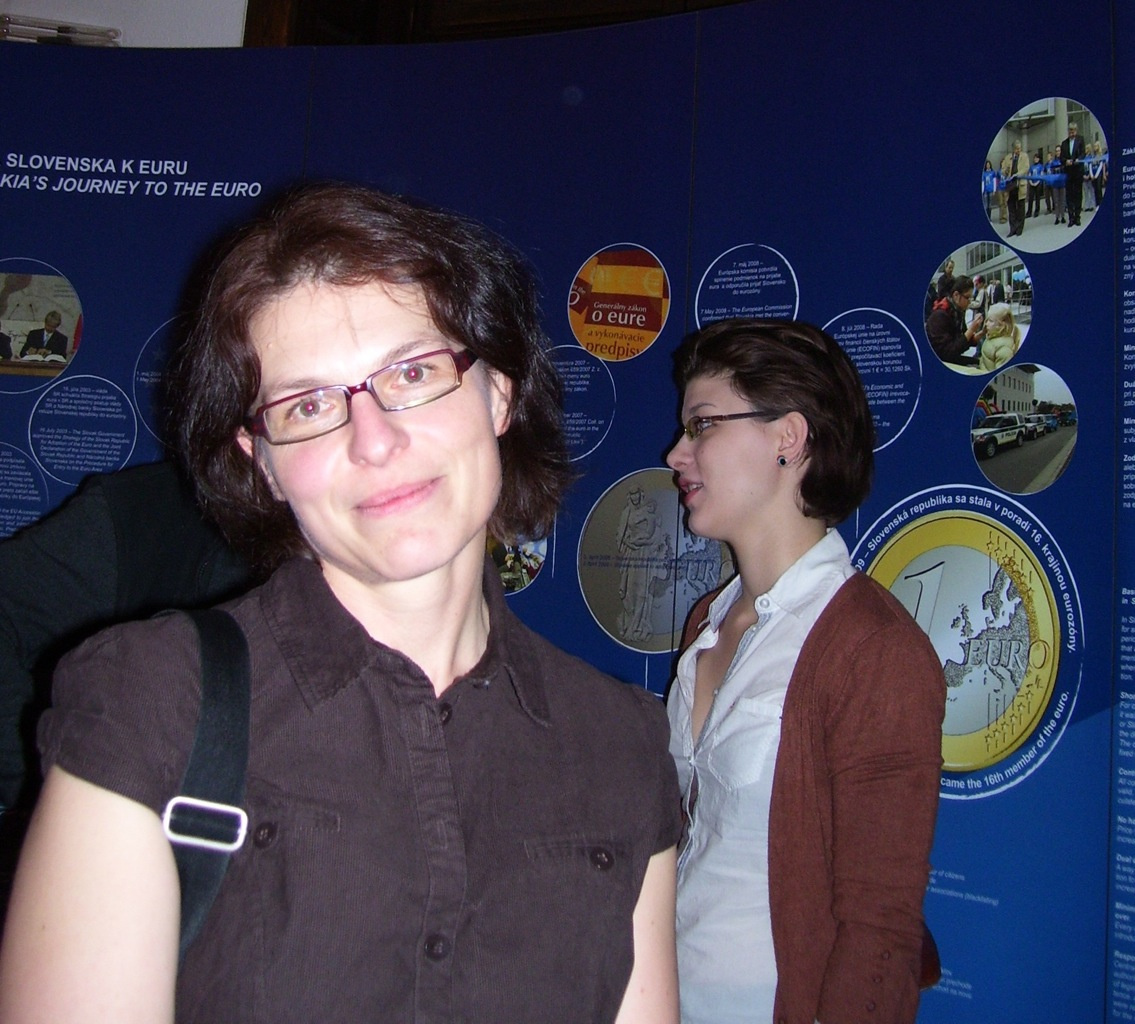 6. Józan Ildikó, a háttérben Tóth-Czifra Júlia