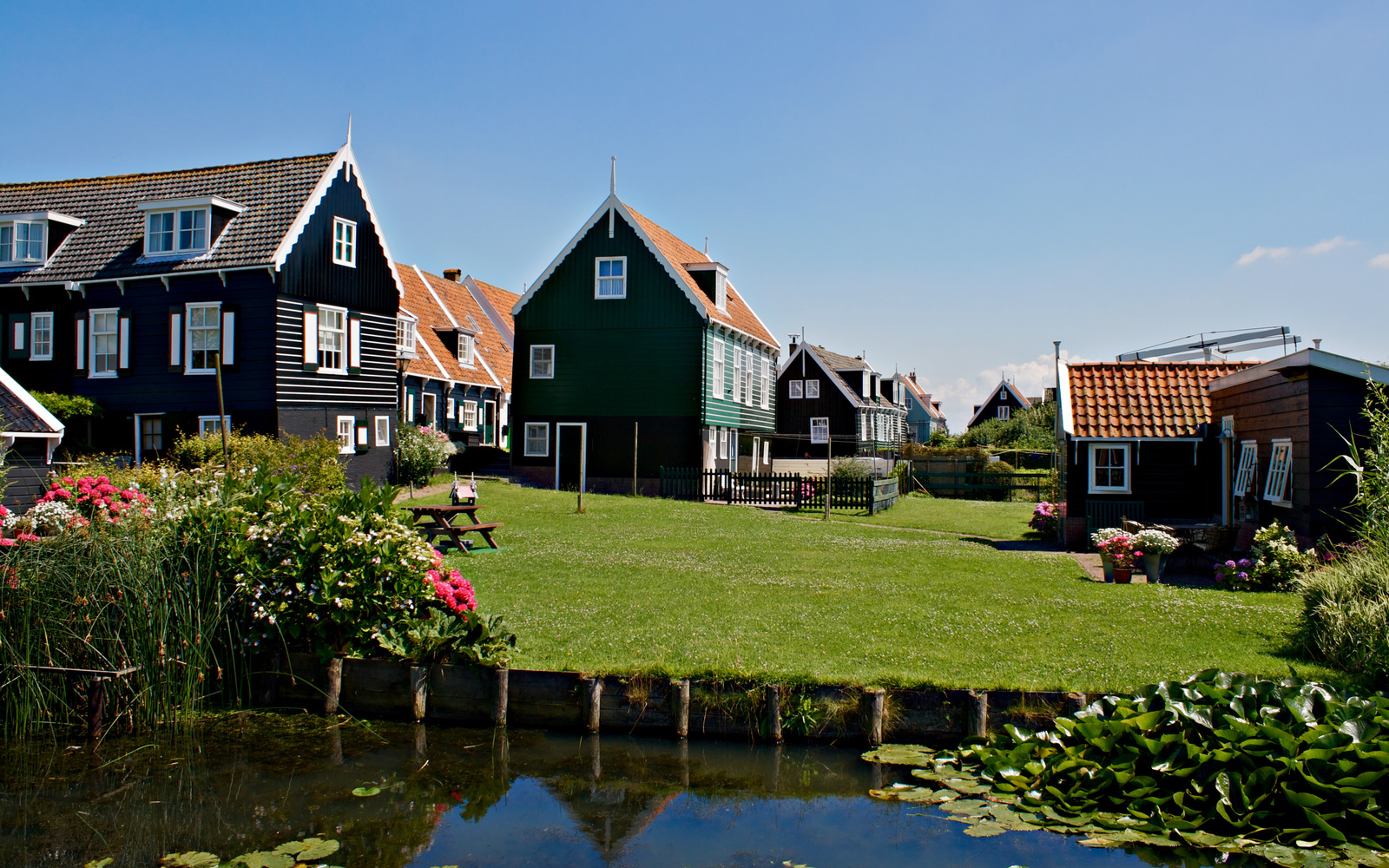 Marken