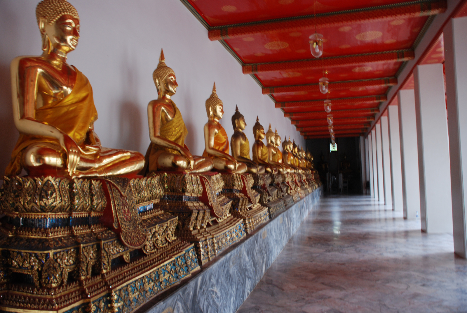 Wat Pho folyosó