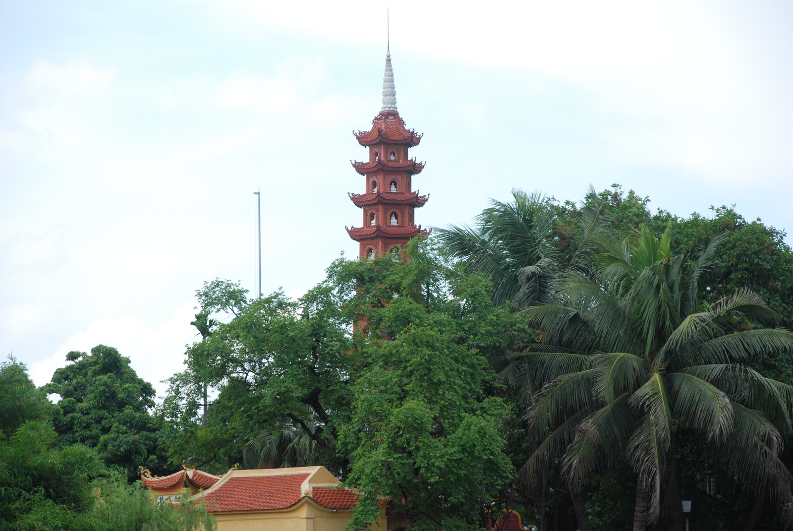 Tran-Quoc Pagoda 2