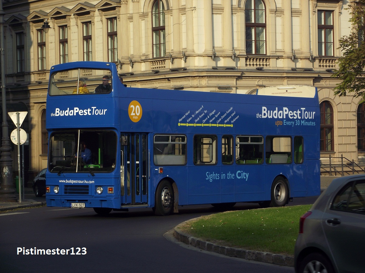 LXK 927 The Budapest Tour busz