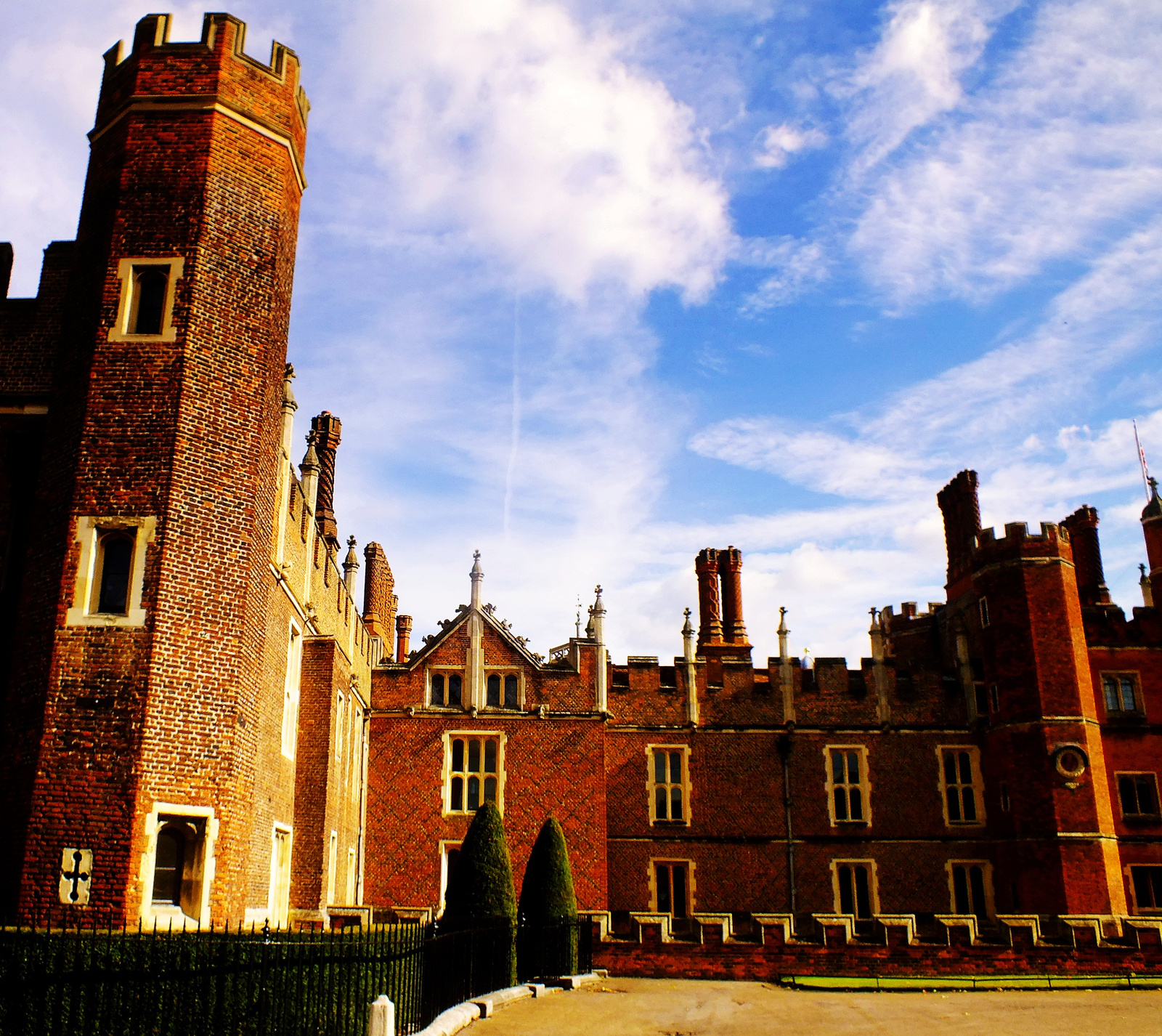 Hampton Court palace