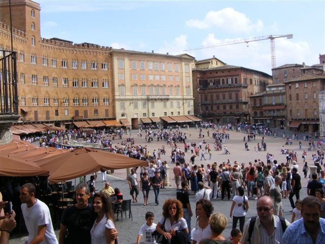 siena campo tér