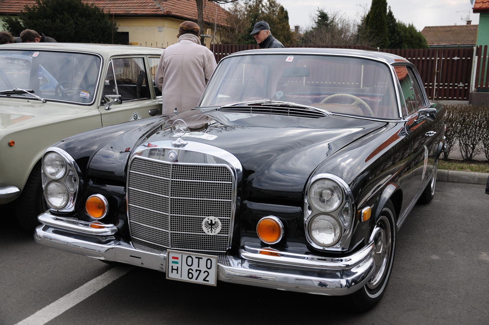 Mercedes-Benz 220SE