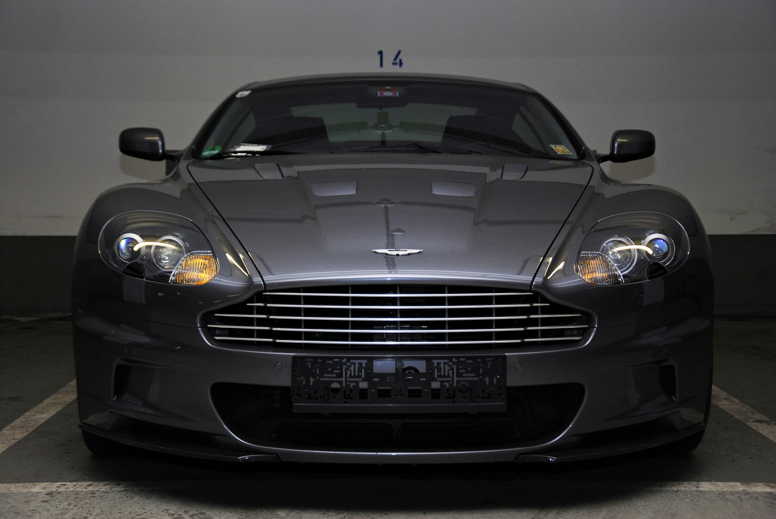 Aston Martin DBS