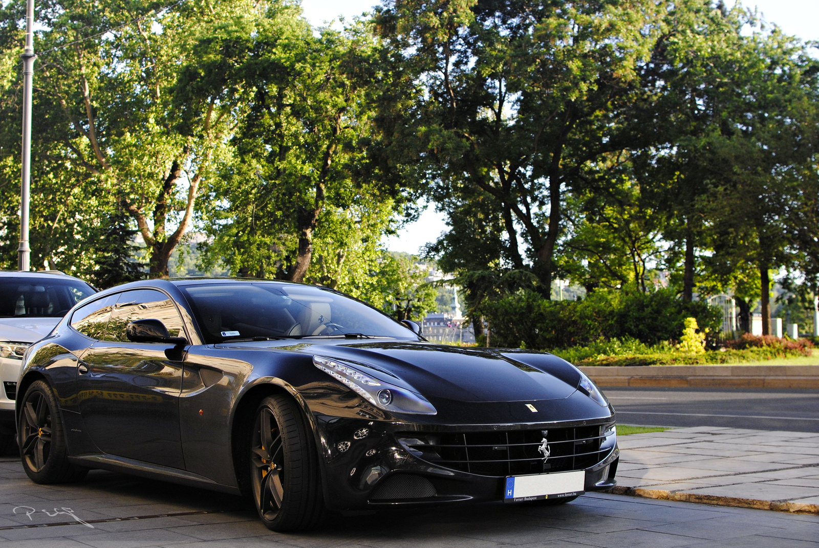 Ferrari FF