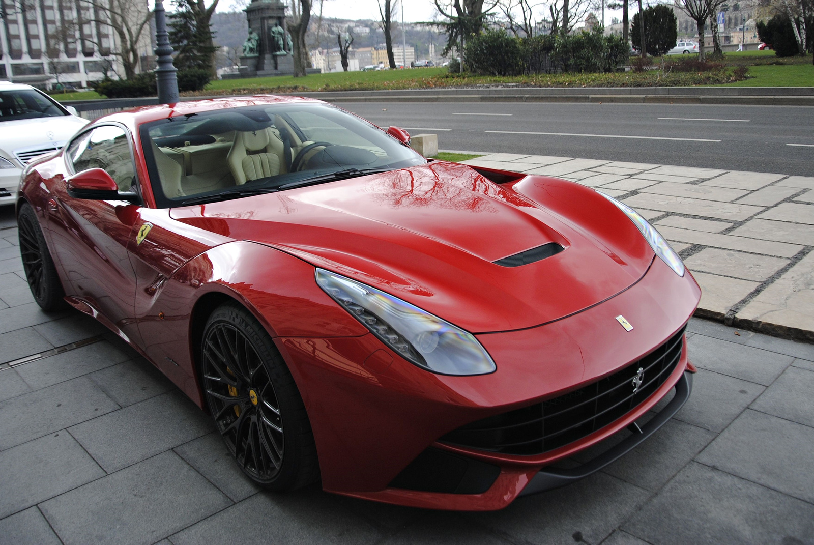 Ferrari F12berlinetta