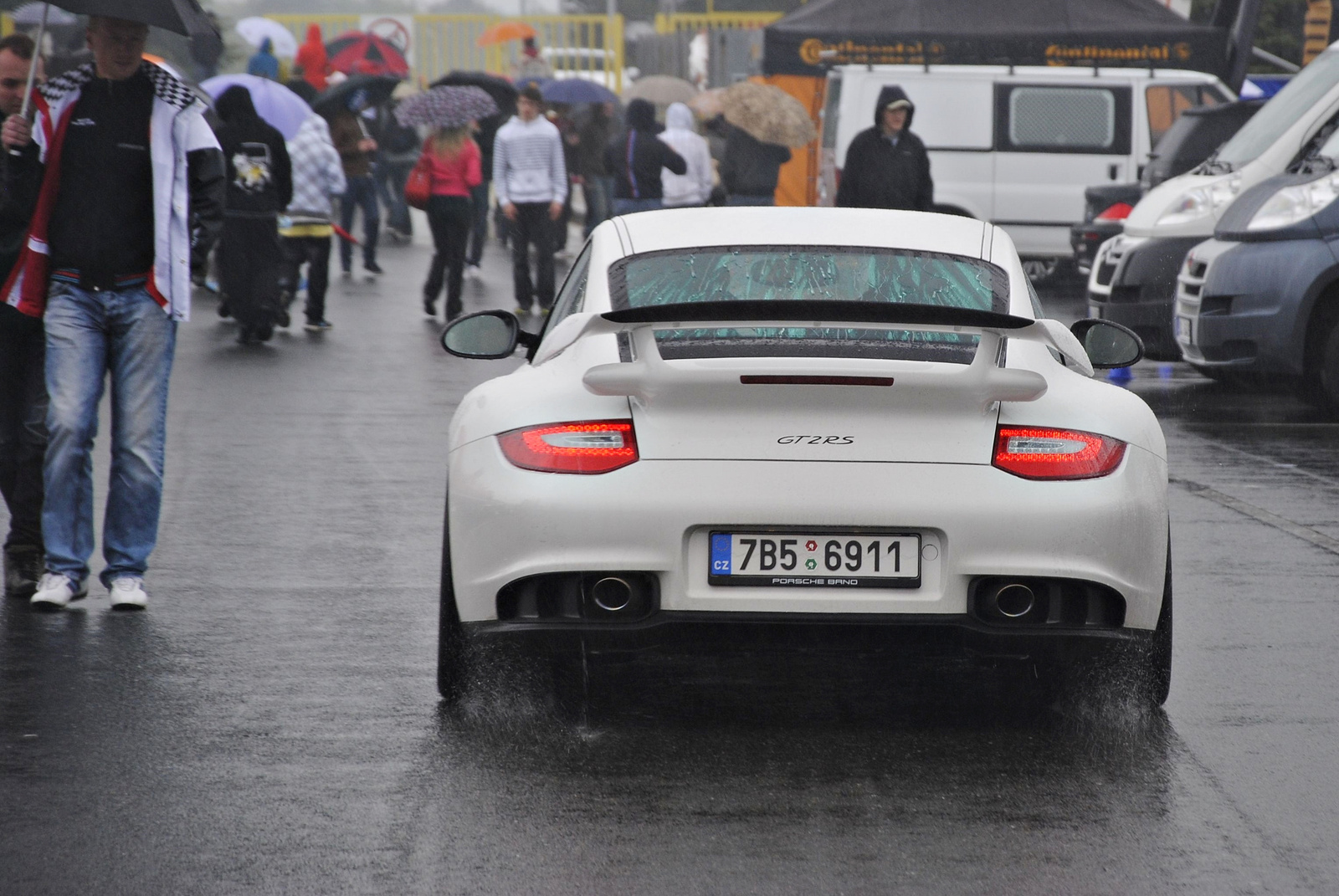 Porsche 911 GT2 RS