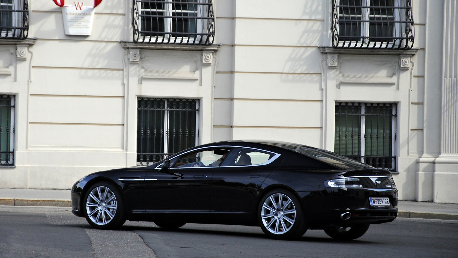 Aston Martin Rapide