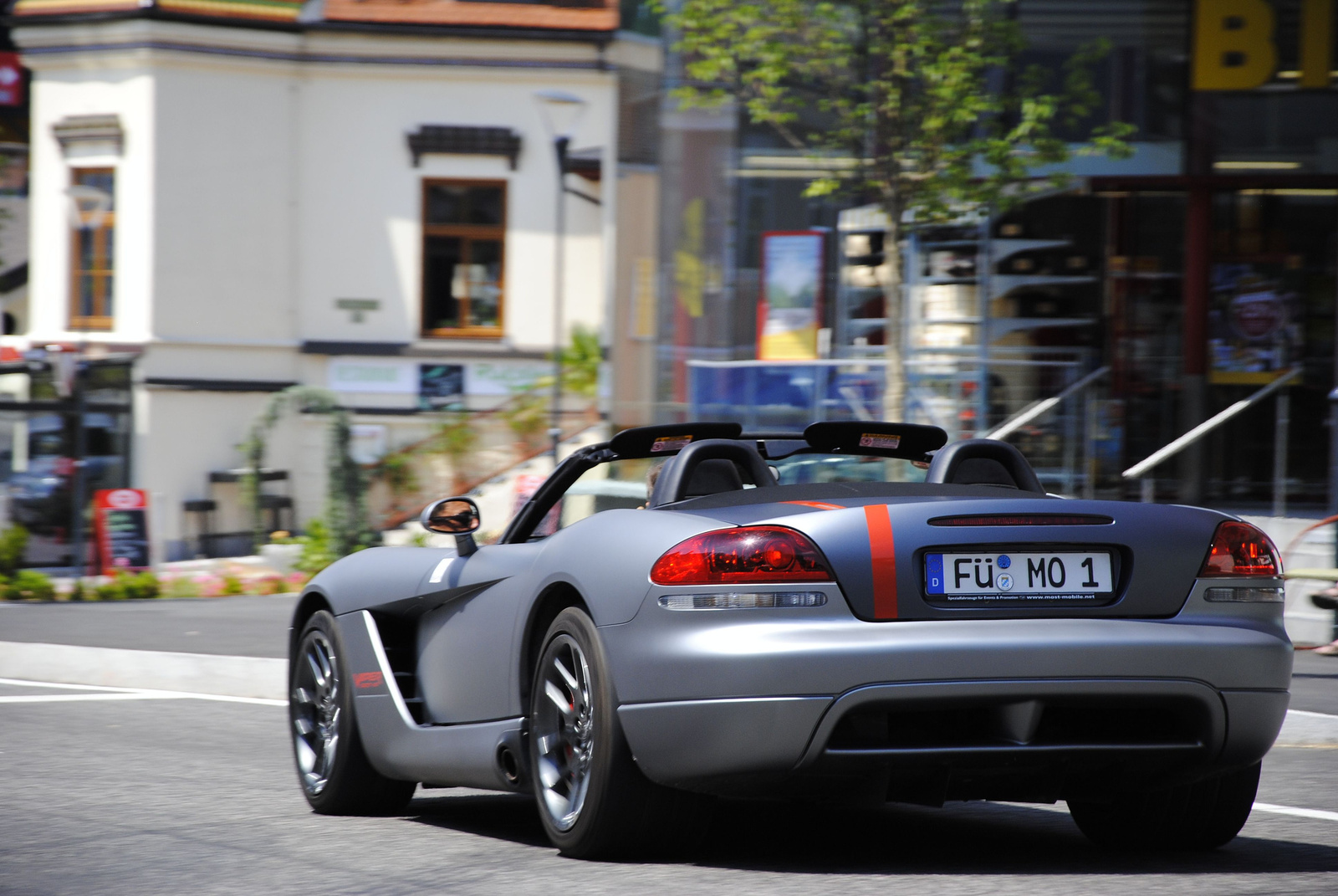 Dodge Viper SRT-10