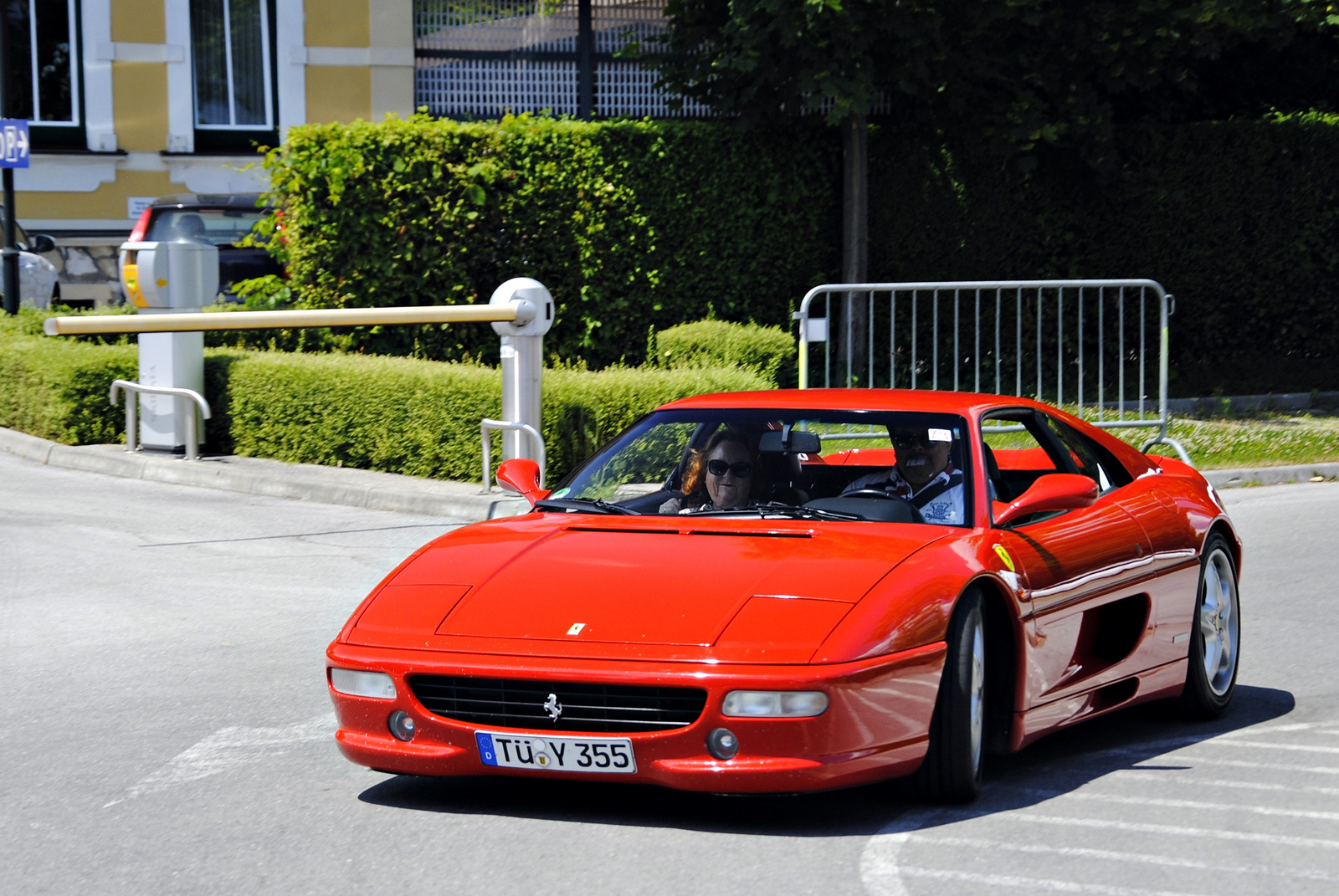 Ferrari F355 berlinetta