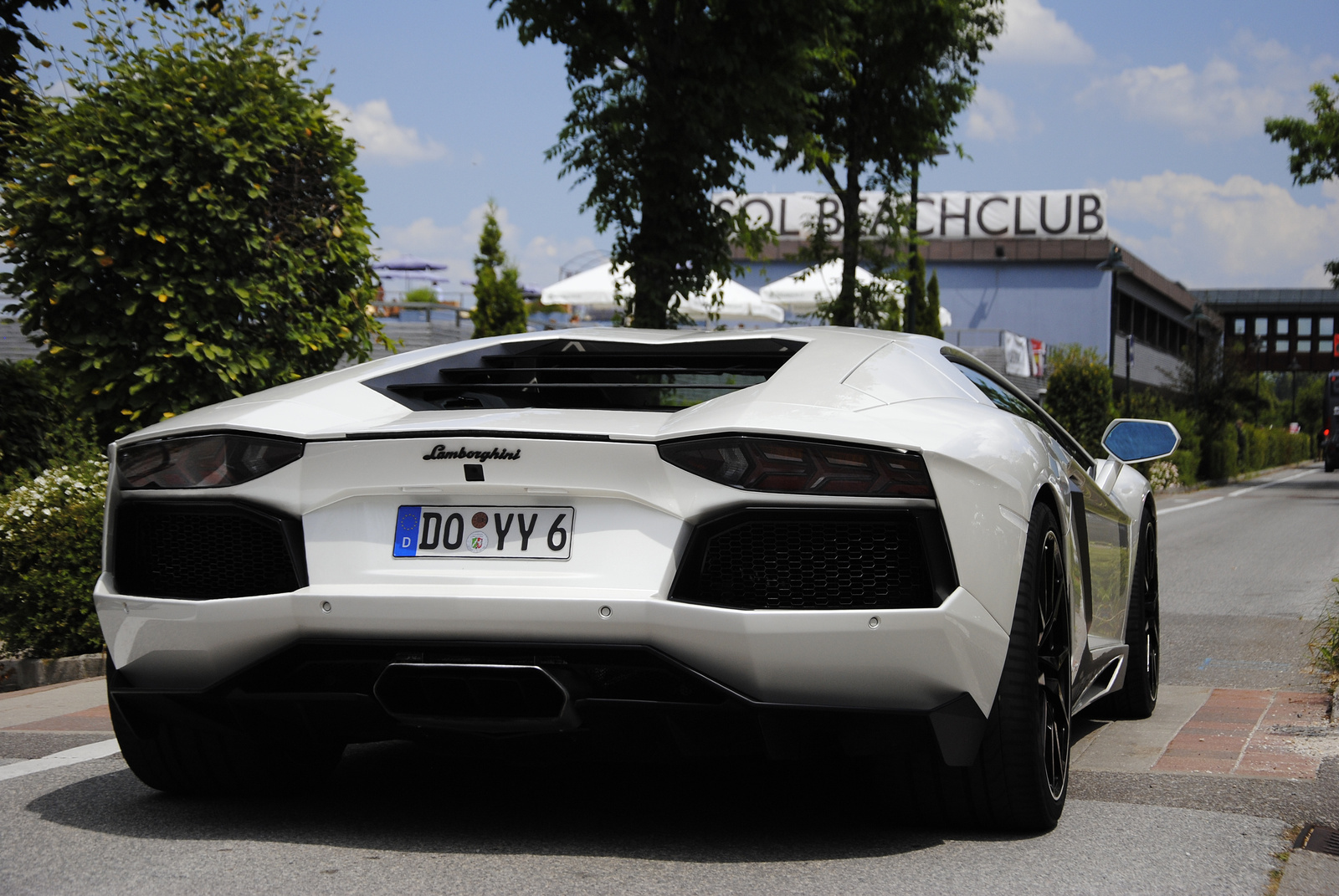 Lamborghini Aventador LP 700-4