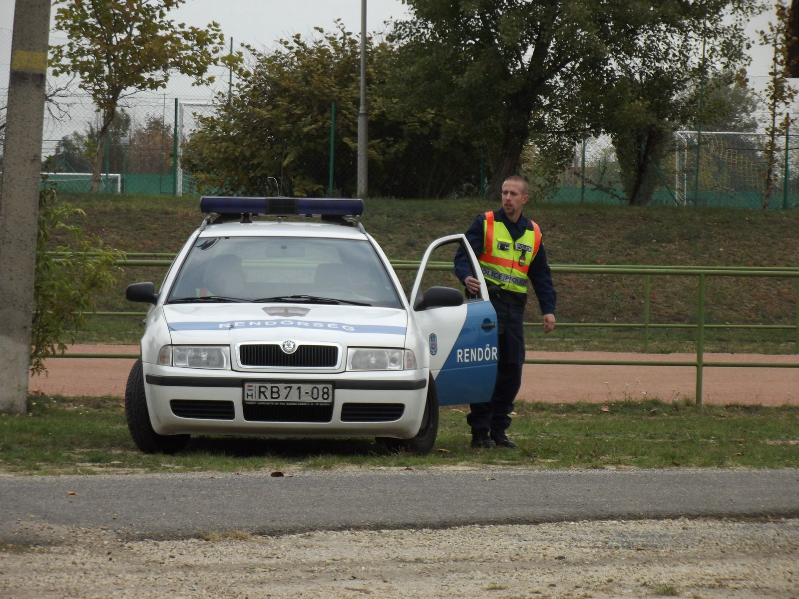 2012 2013 09 Police Roadshow 007