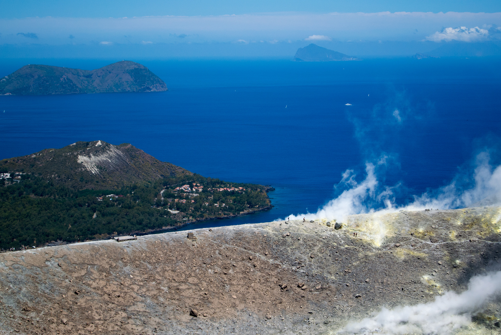 Vulcano peremének másik oldaláról