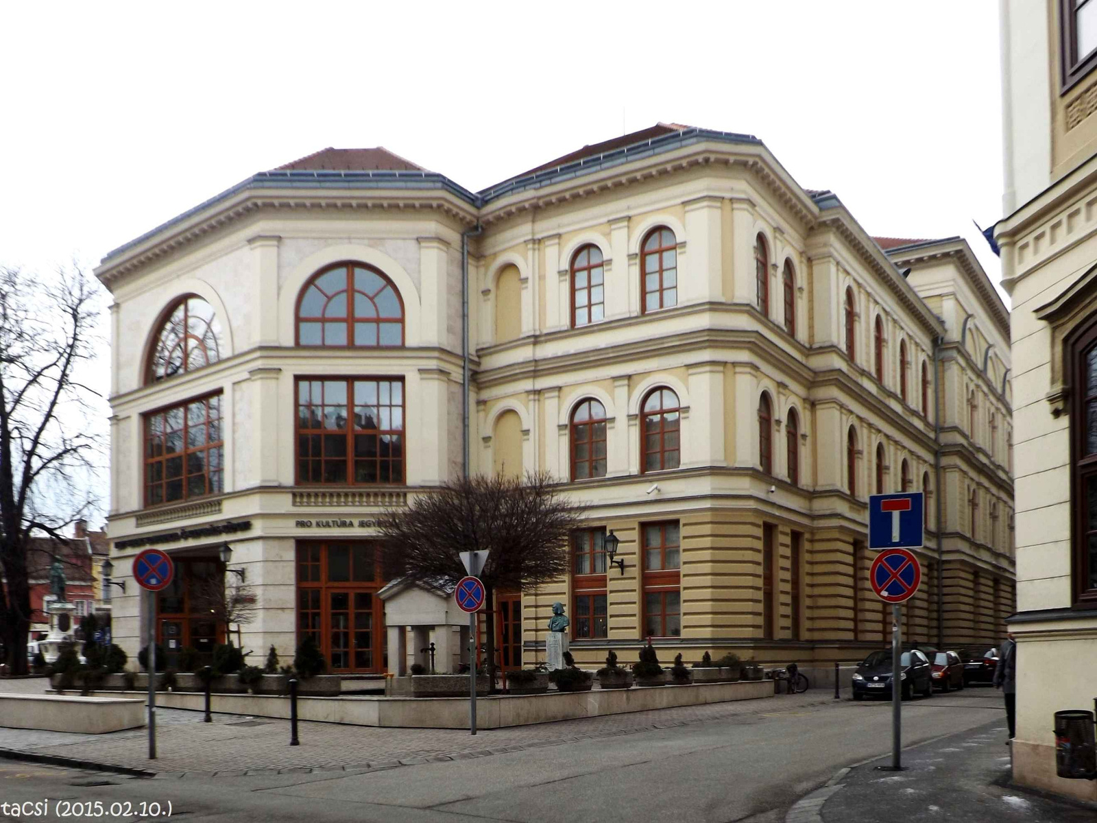 Konferencia központ és Liszt Ferenc utca torkolata