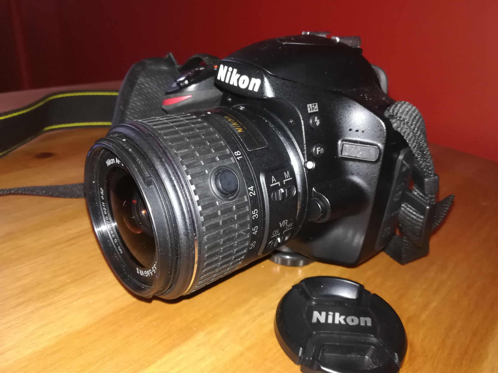 NIKON D3200