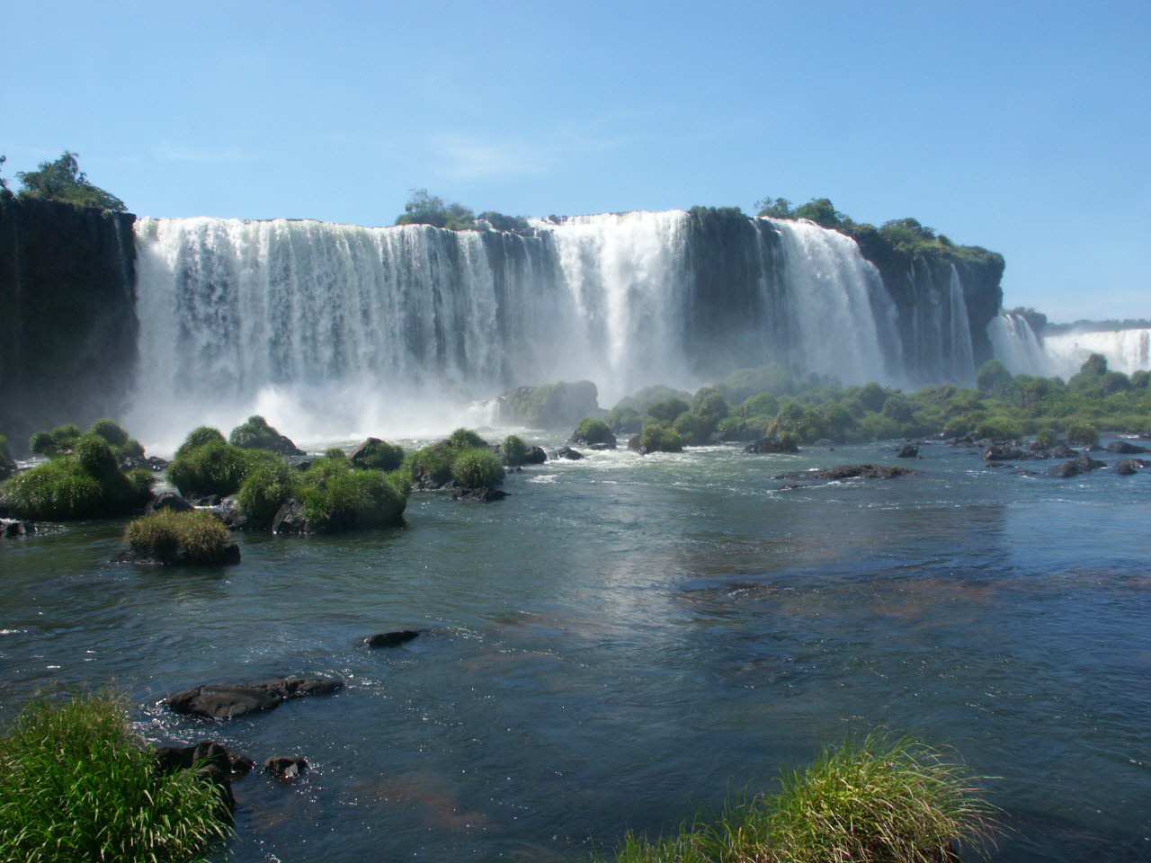 Iguazu 125