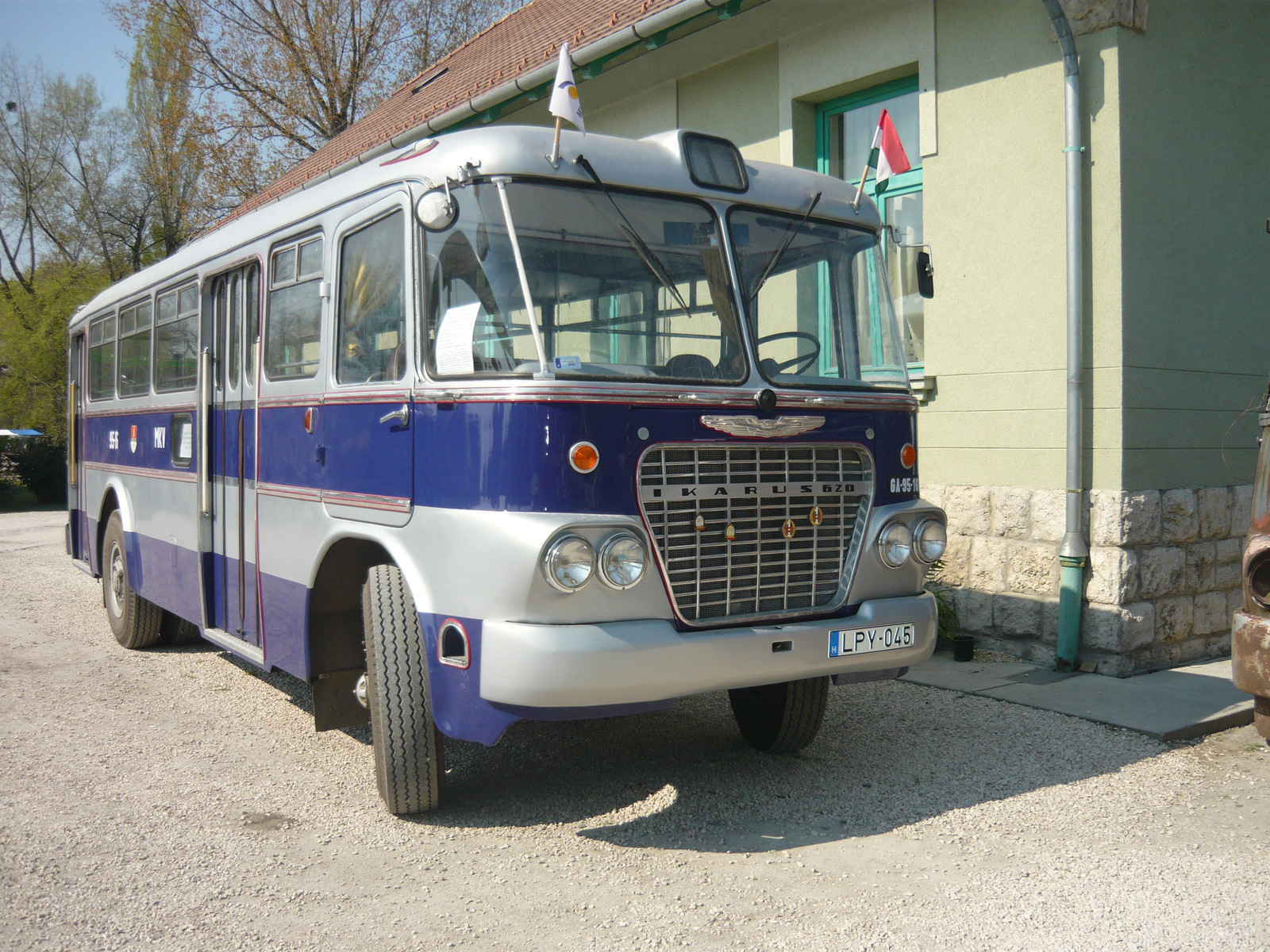 ikarus 620 (LPY-045)