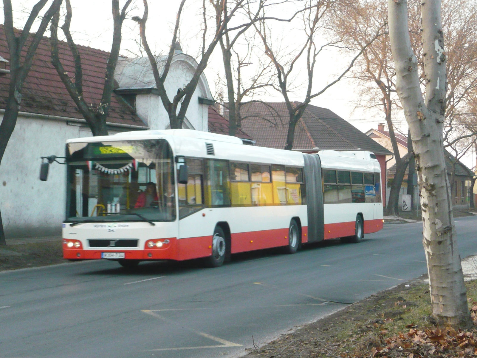 Volvo 7700A (KXH-734)