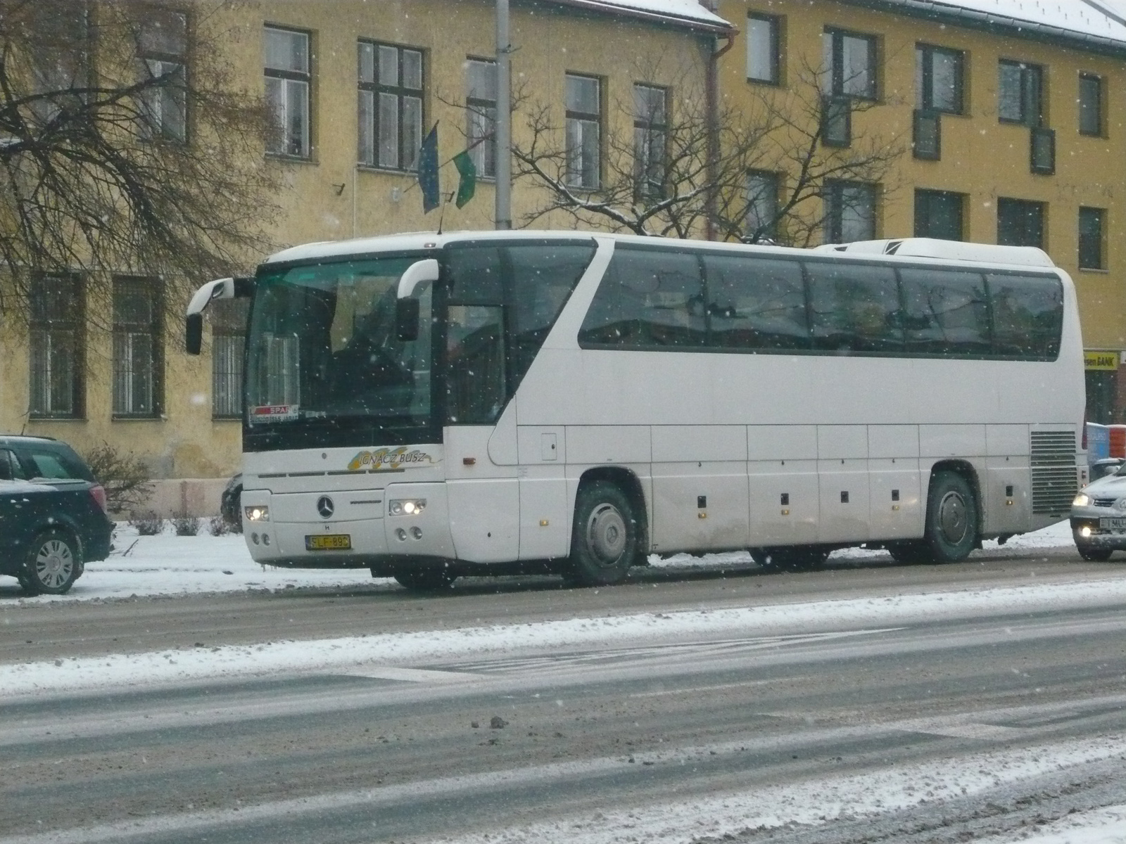 Mercedes-Benz Tourismo (FLF-893)
